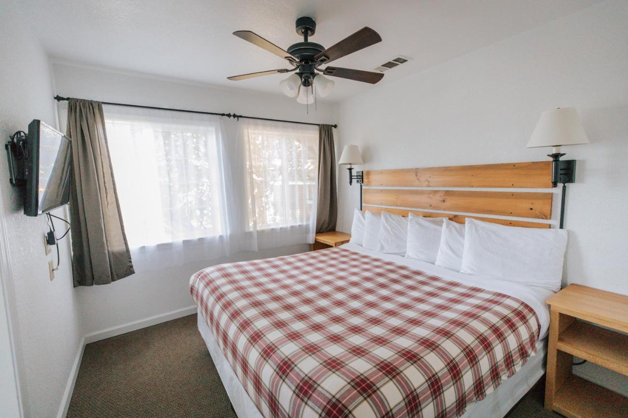 View Crest Lodge Trinidad Ngoại thất bức ảnh