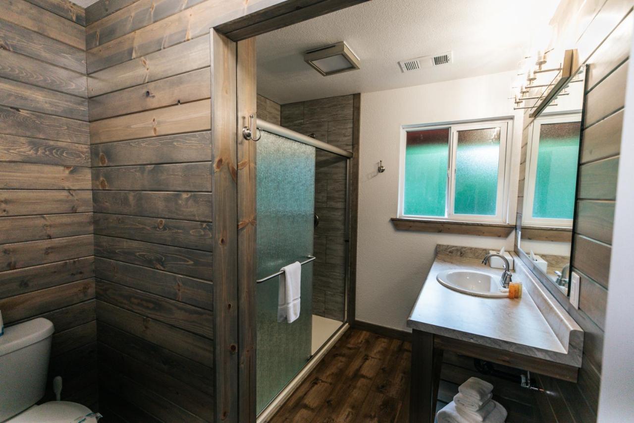 View Crest Lodge Trinidad Ngoại thất bức ảnh